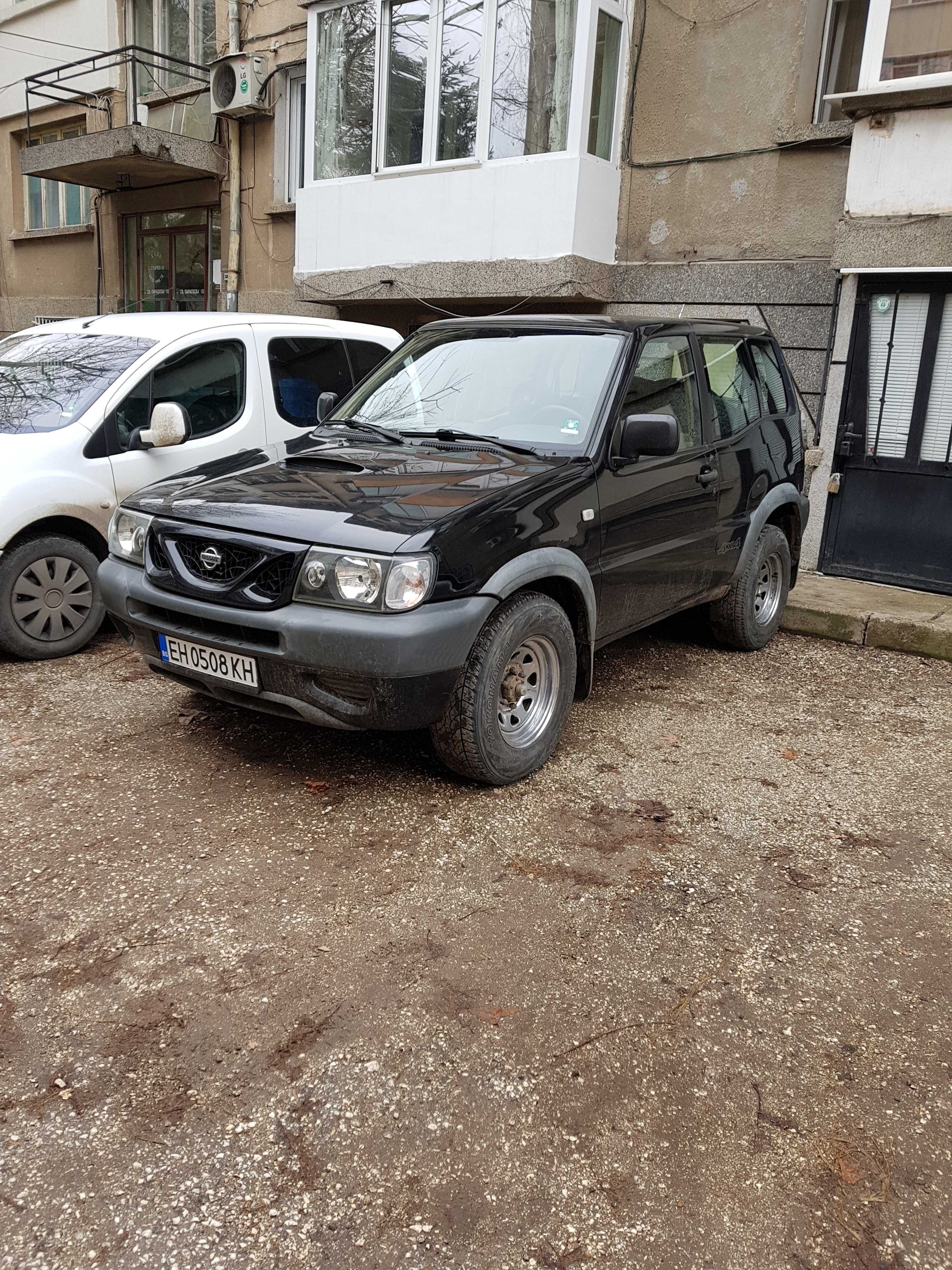 Nissan Terrano 2.4i / Нисан Терано 2.4 На части