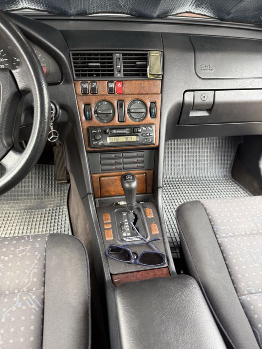 Mercedes C 200 benzina , automat