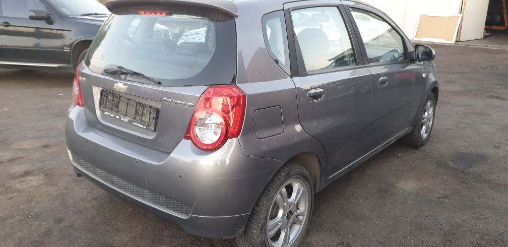 Dezmembrez Chevrolet Aveo