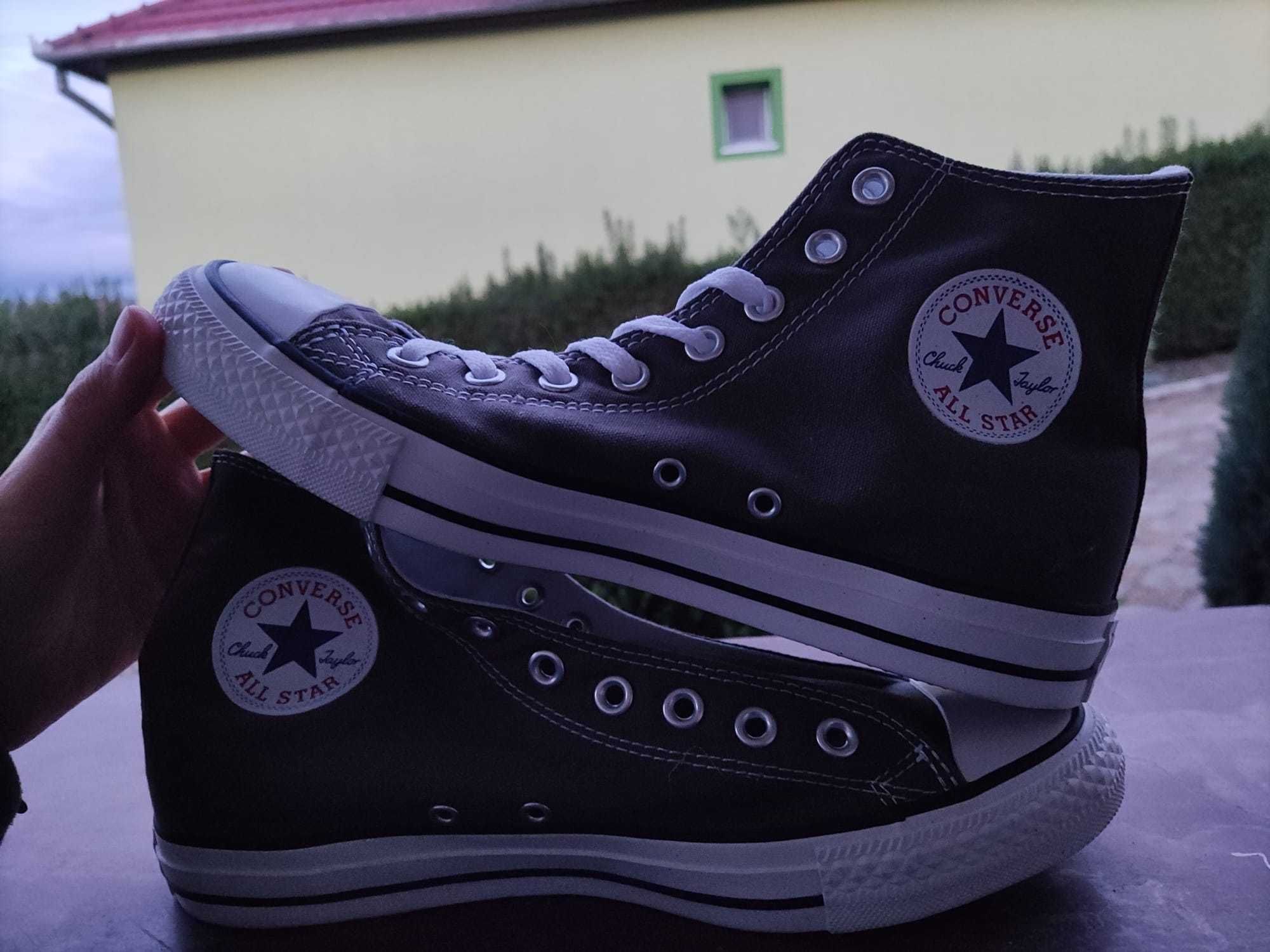 Converse High Tops