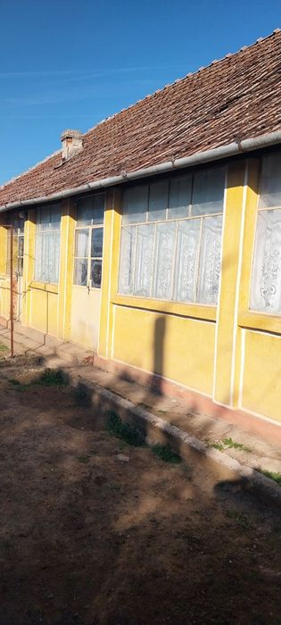 Vând casă în loc Calacea jud Timiș, 1700 m2