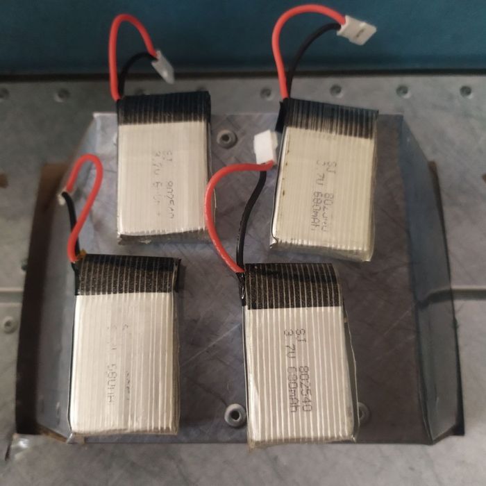 Аккумулятор батареи для дронов квадрокоптеров 3.7v. 500; 650; 1000 mAh