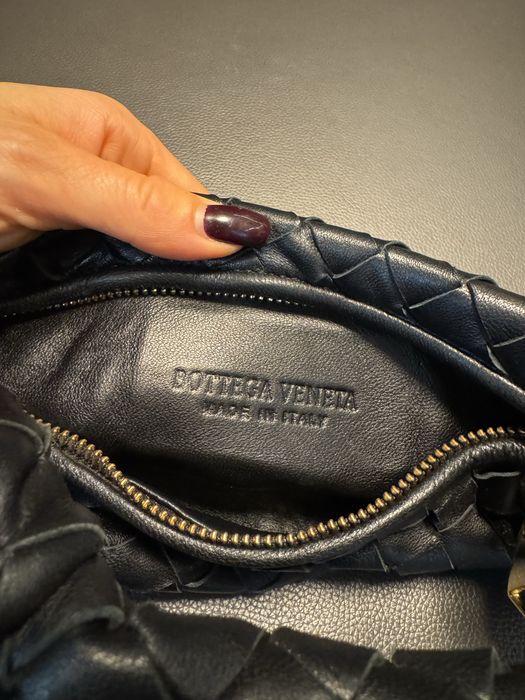 Нови Дамски Чанти - класика