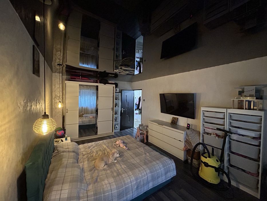 Vand apartament utilat complet