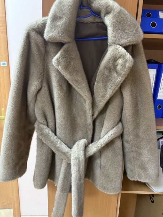 Шуба тскусственнвя  зима, под стриженную норку