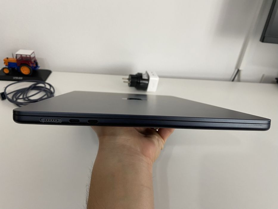 MacBook Air 15-inch with Apple M2 Chip