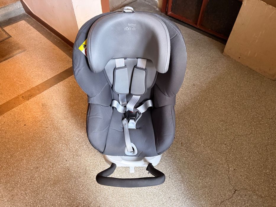 Детско столче за кола Britax Römer Dualfix 0-18