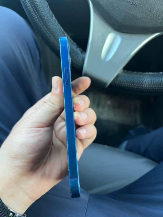 Iphone 12 KH/A 64 gb holati yaxshi ozim ishlatip baraka topganman pul