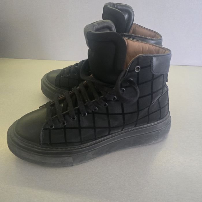 Черни оригинални кецове