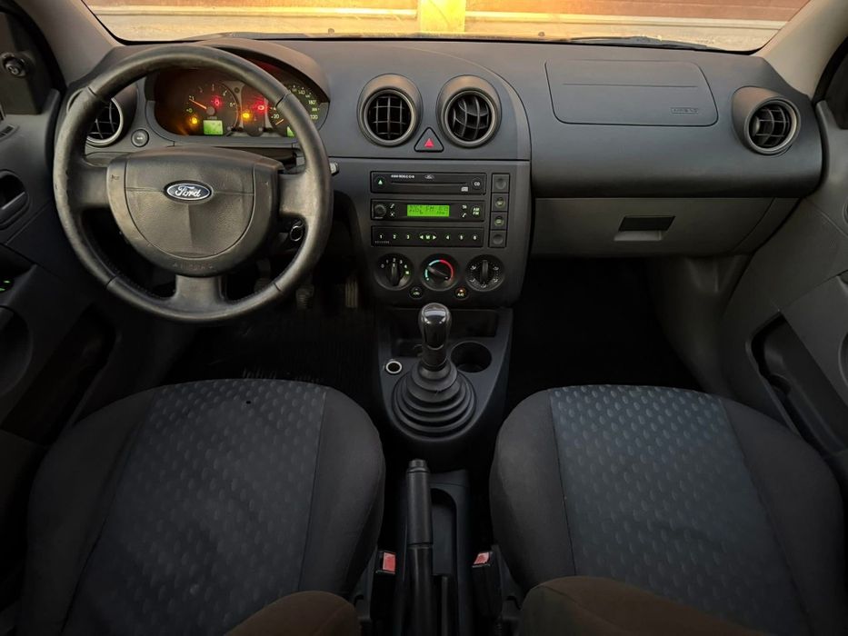Ford Fiesta 1.4 Diesel Fiscal pe Loc