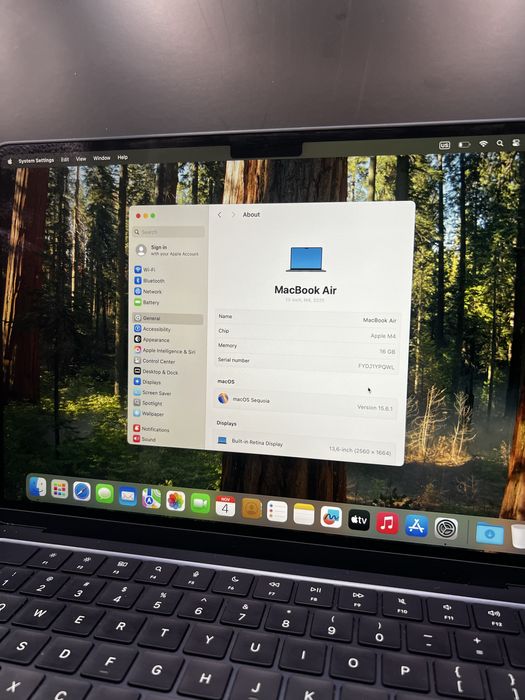 MacBook Air M4 (2025) – Midnight 512GB