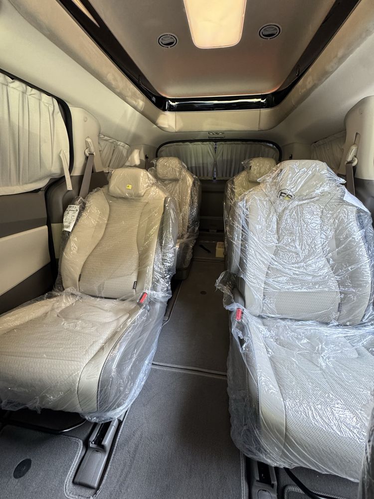 Kia Carnival High Limousine