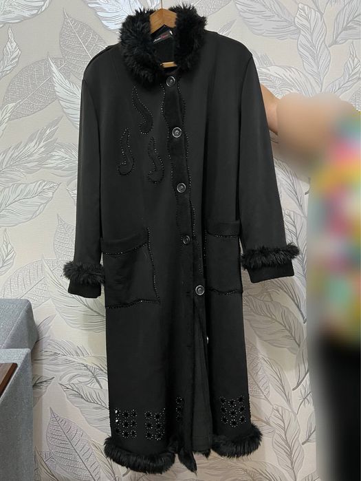 Пальто и женские куртки