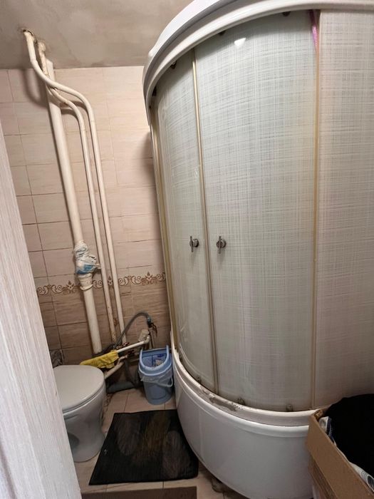 Продается 1,5. Цена: 8,5 млн. Подходит под ипотеку. 7/9