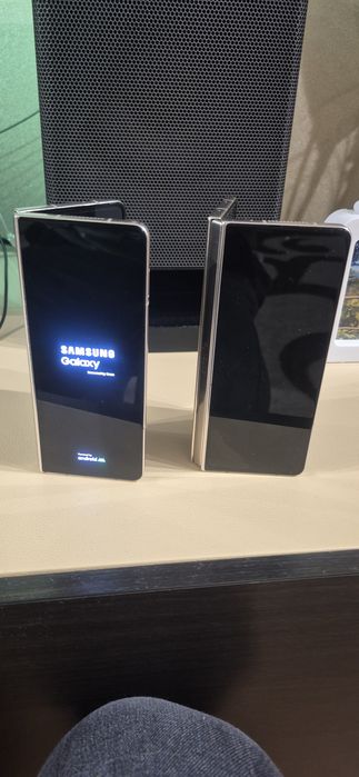 Samsung fold 4 pentru piese