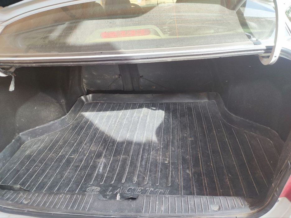 Жентра сотилади.