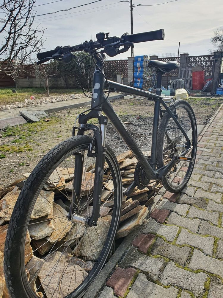 Bicicleta Cube roti de 28