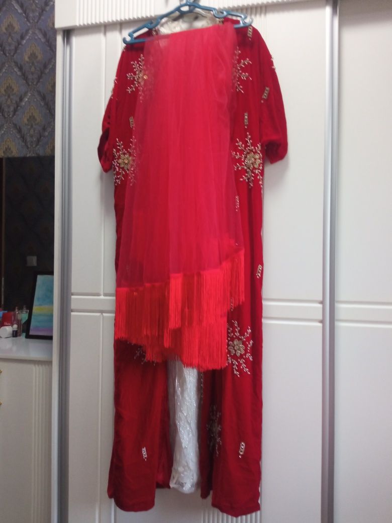 Kuylak abaya sotiladi