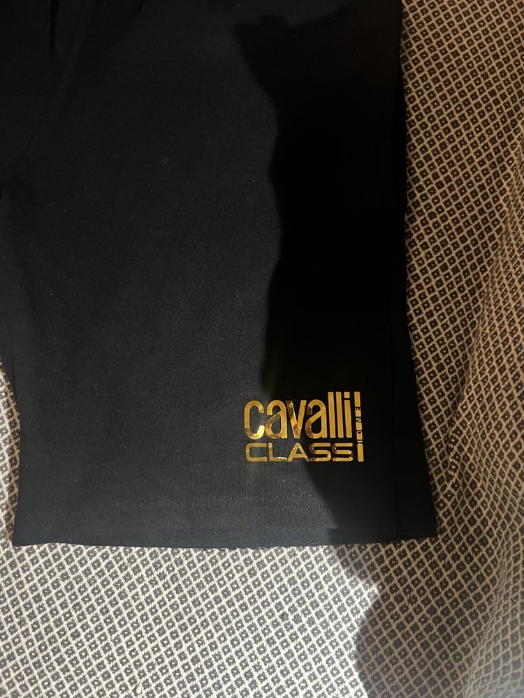 Tricou si pantaloni Cavalli Class