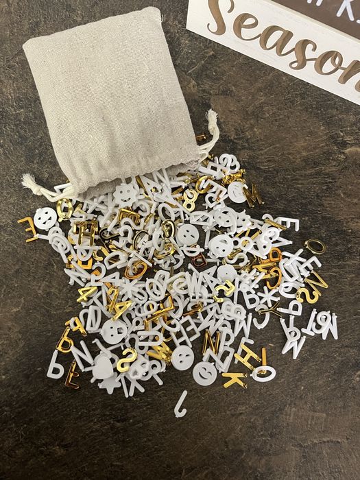 Decoratiune letter board