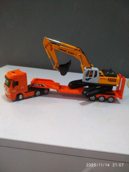 Модели техники 1:43 1:50 новые качество