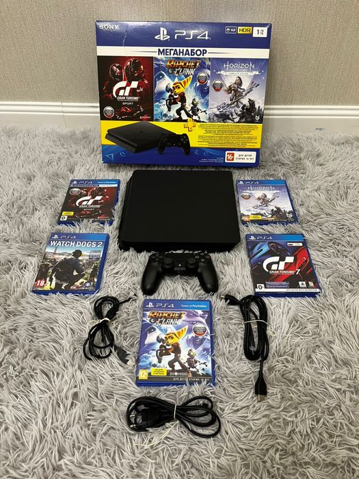 PlayStation 4 2022 года 1ТБ памяти