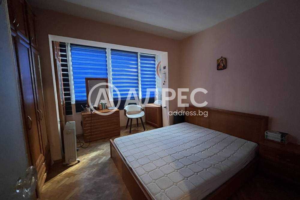 Продава се Многостаен апартамент в Разград, Център - 100 кв.м за 1377 €/кв.м - Снимка #2