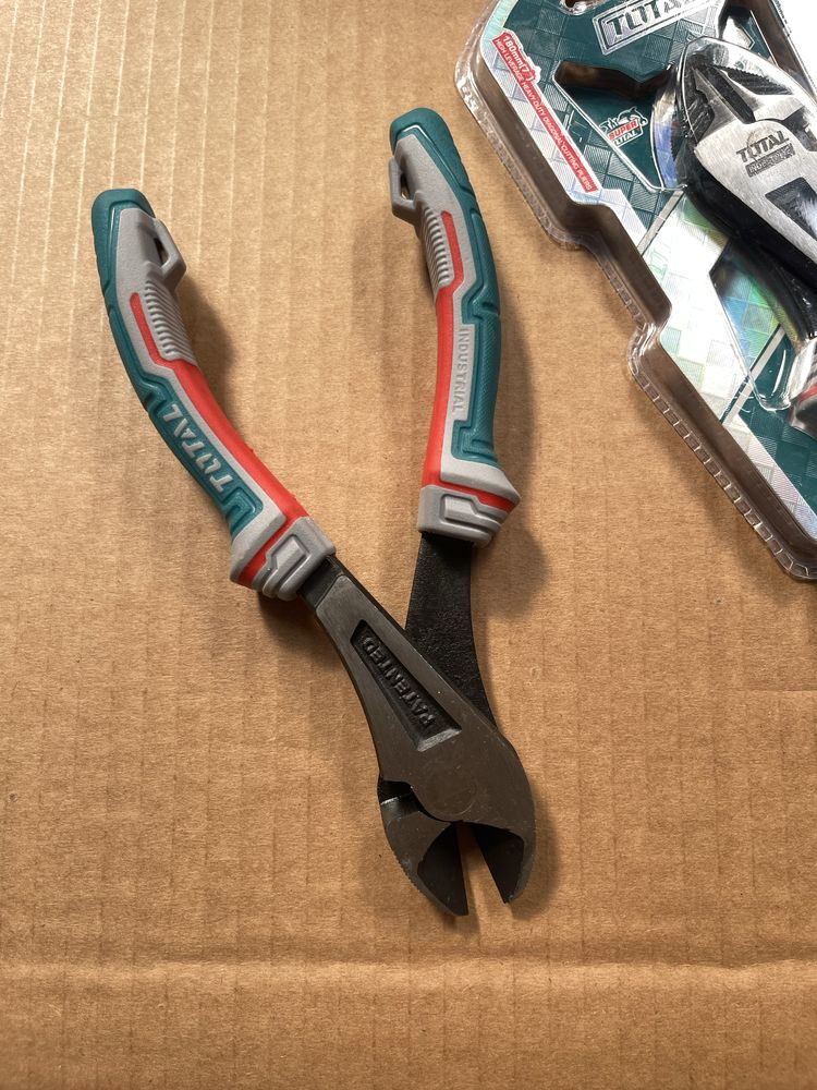 Cleste taietor Total industrial, 7/180mm - Cr-V