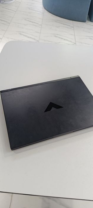 HP Victus f15 Gaming