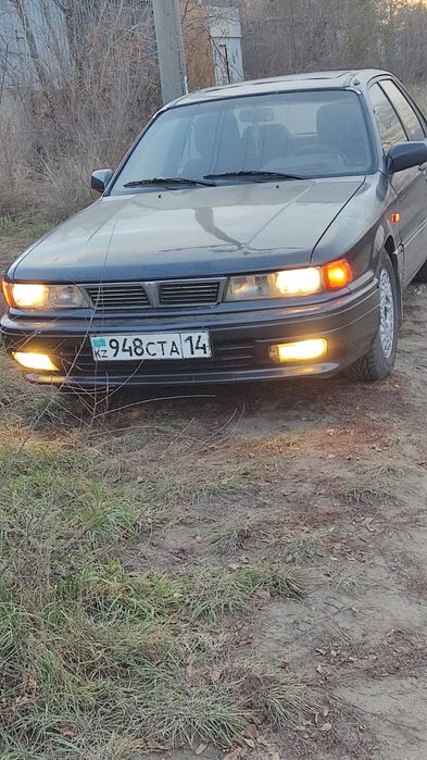 Продажа Автомобиля Митсубиси голант.