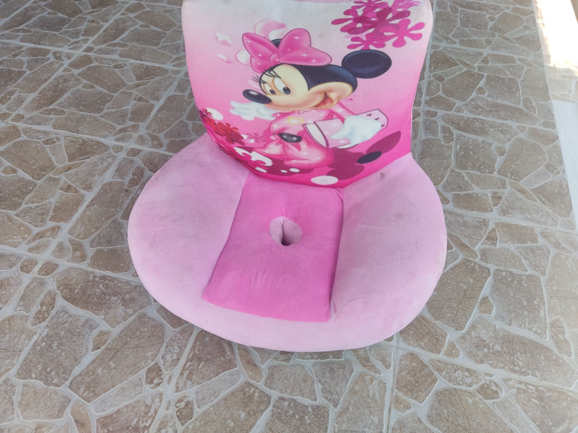 Fotoliu copii roz cu Minnie Mouse ca nou