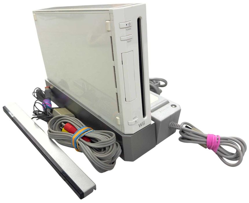 Consola Nintendo Wii modata 18 Jocuri incluse !