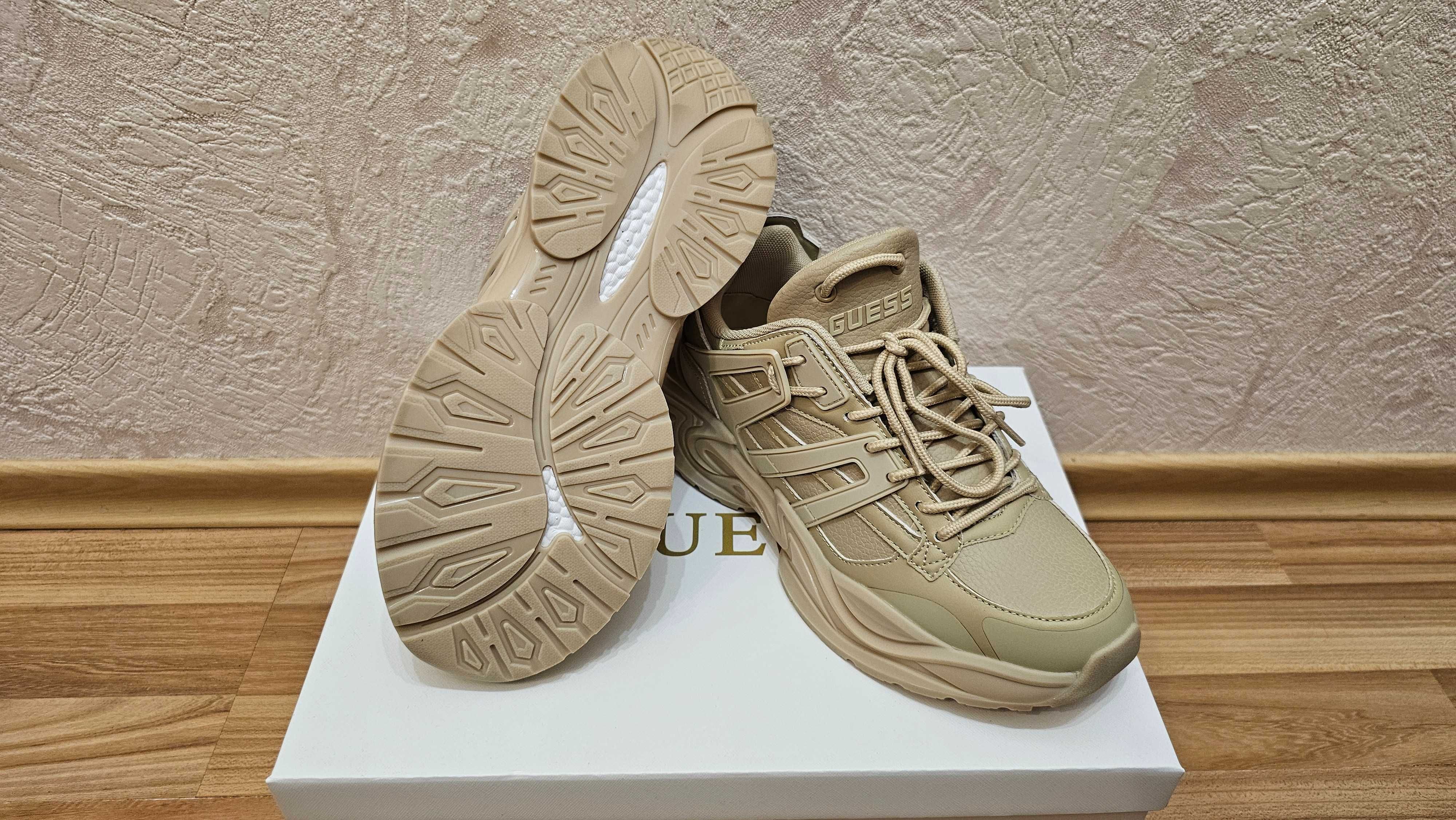 Мъжки маратонки Guess Belluno - 39 номер