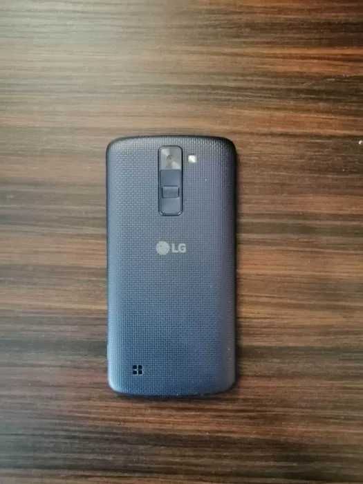 Vând Smartphone LG K8 2017, 8GB, 4G