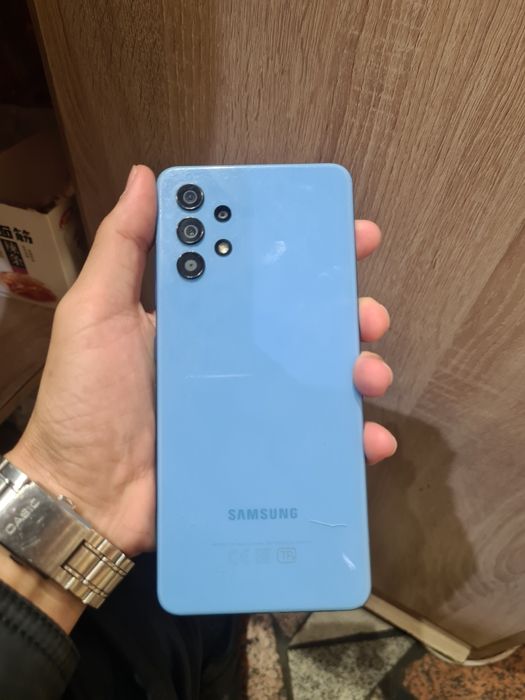 Продам А32 128ГБ минусов по корпусу и по процессору нету