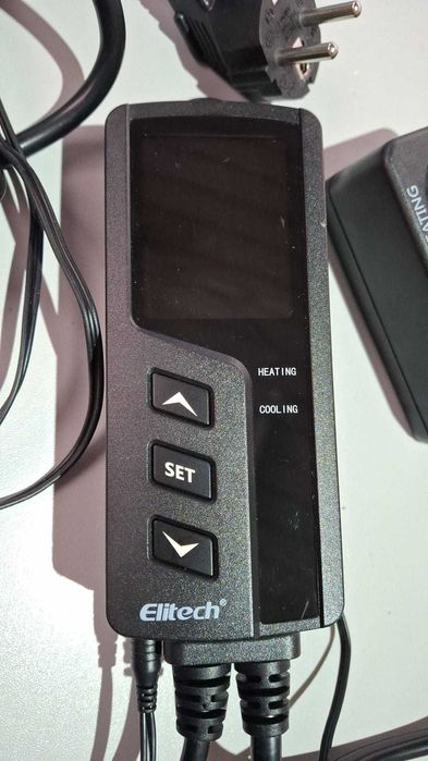 Termostat Elitech, WiFi, cu senzor, control temperatura si umiditate