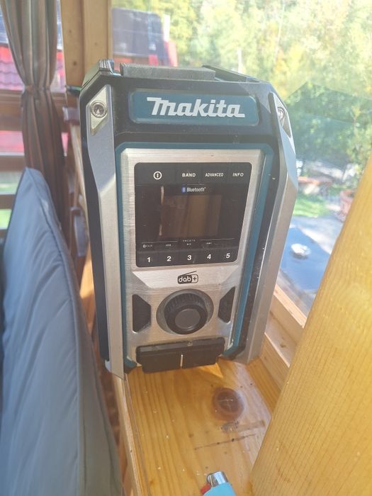 Vand Makita DMR 115