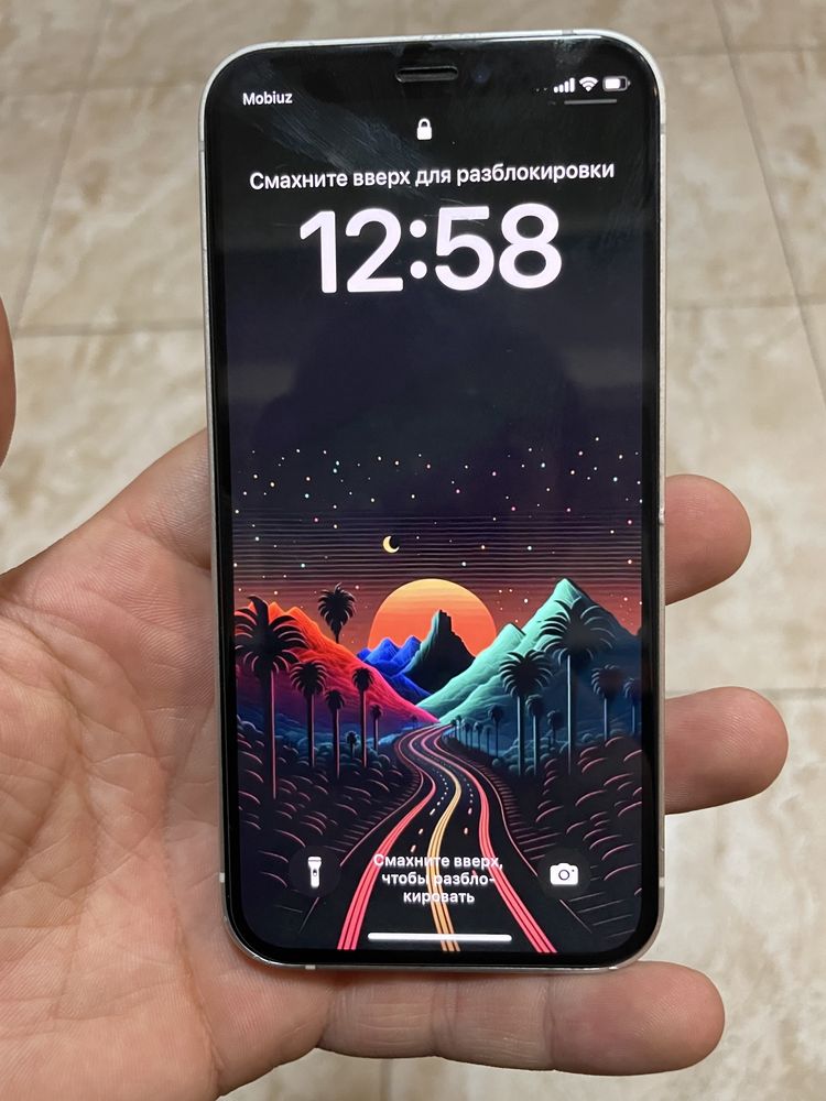Iphone 12 mini holati yahshi