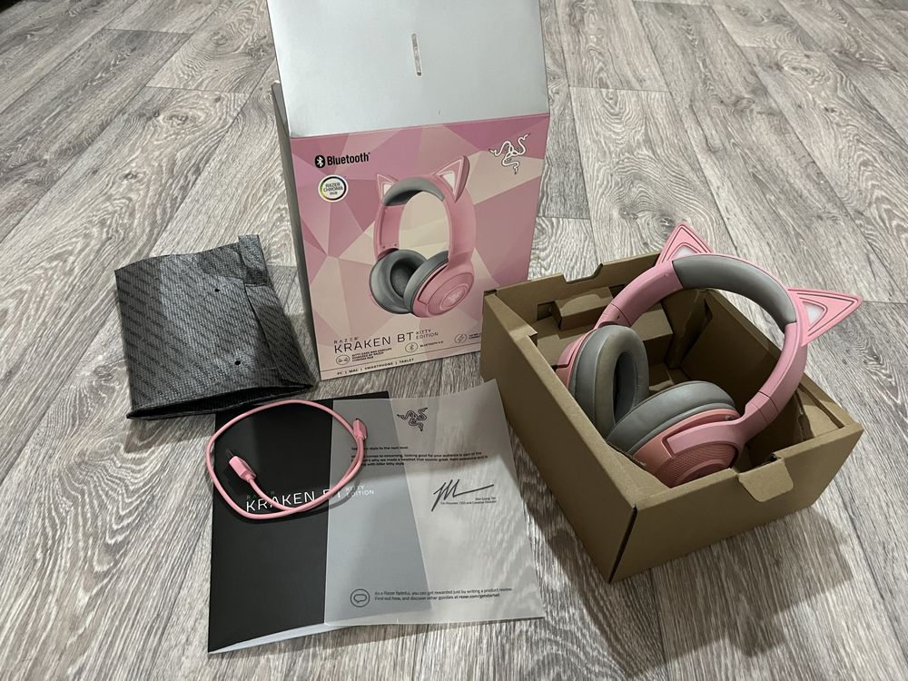 Наушники Razer Kraken BT Kitty Edition розовый