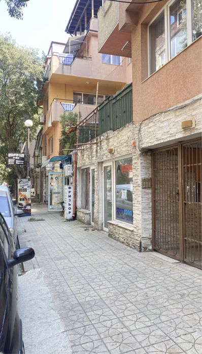 Дава се под наем Офис в Варна, Зимно кино Тракия - 30 кв.м за 220 € - Снимка #10