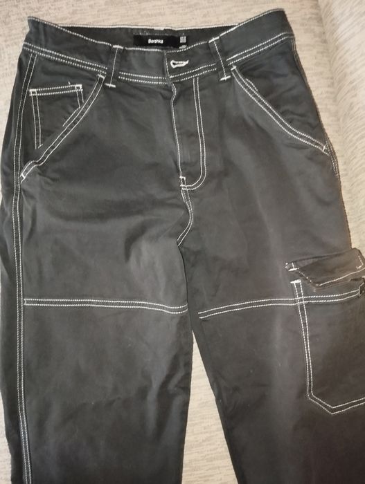 Pantaloni cargo Bershka