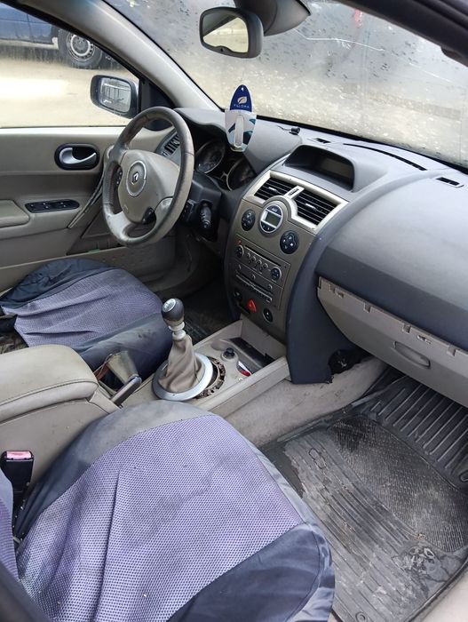 Vând  renalout Megan