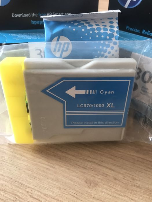 De vanzare 3 cartuse imprimantă hp