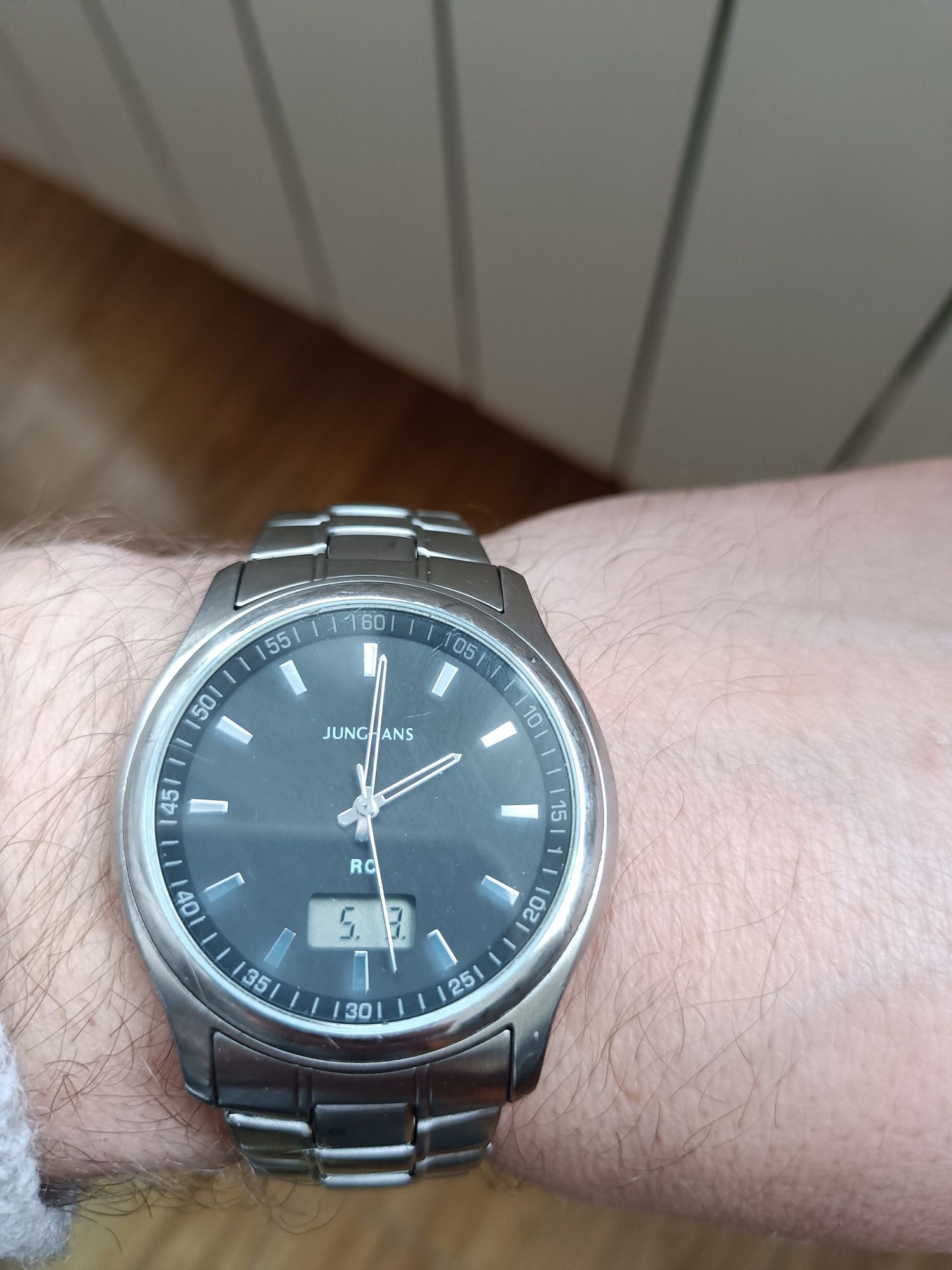 Ceas Junghans RC