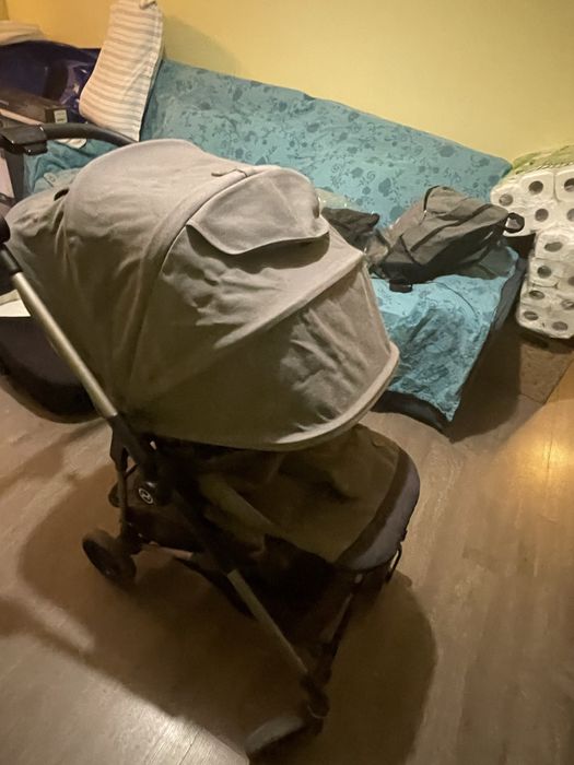 cybex бебешка количка с кош за новородено