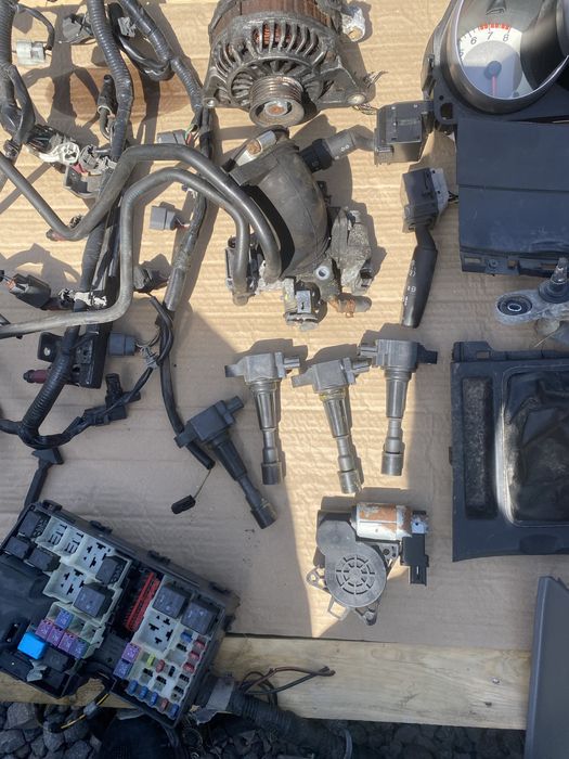 Мазда 3 1.4Бензин Facelift 2009 Останали части