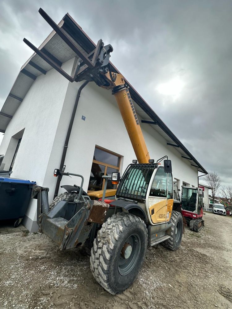 Încărcător frontal Liebherr telescopic IL.435.13 m