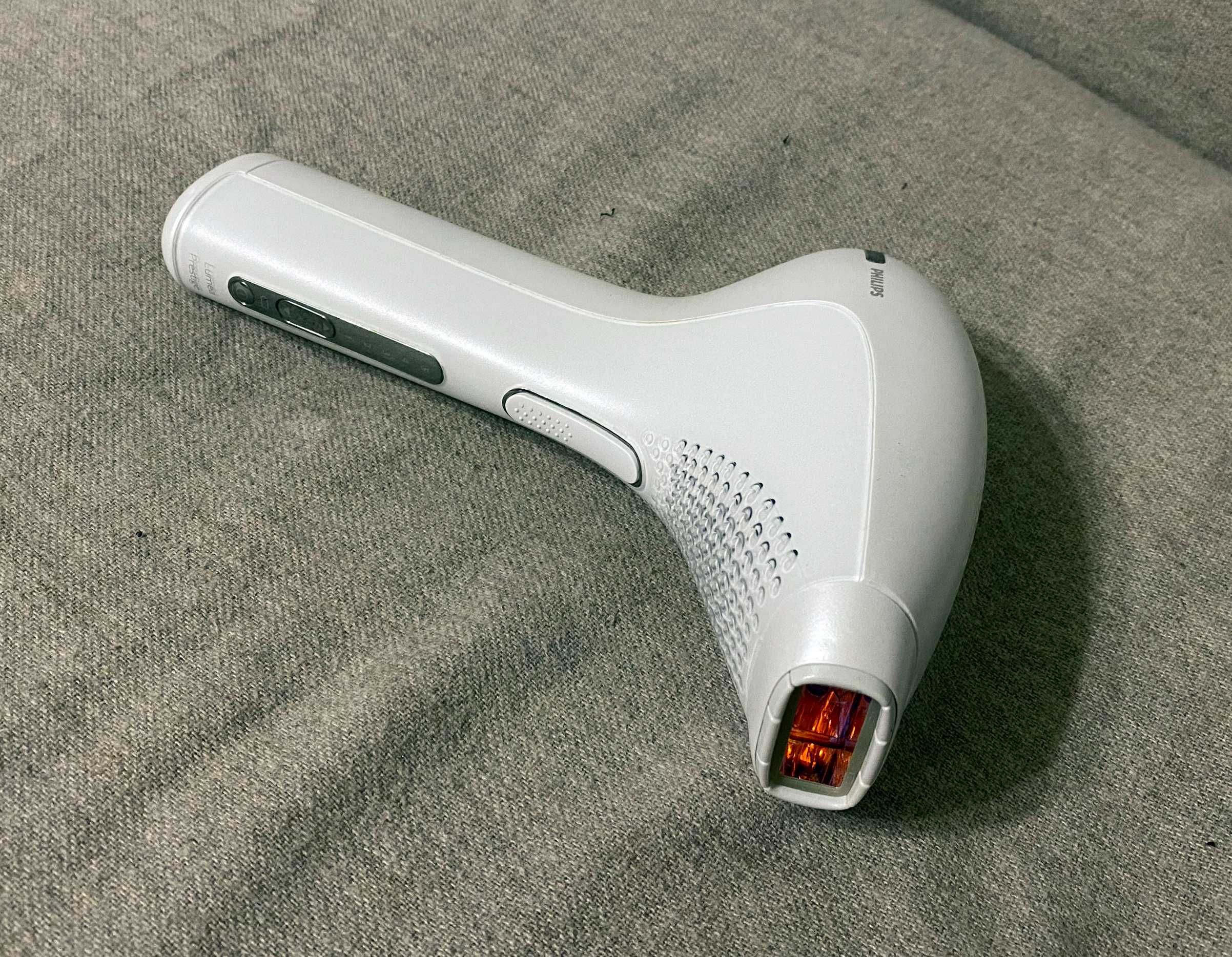 Epilator Philips Lumea IPL SC2009/00 250.000 impulsuri Acumulator Alb