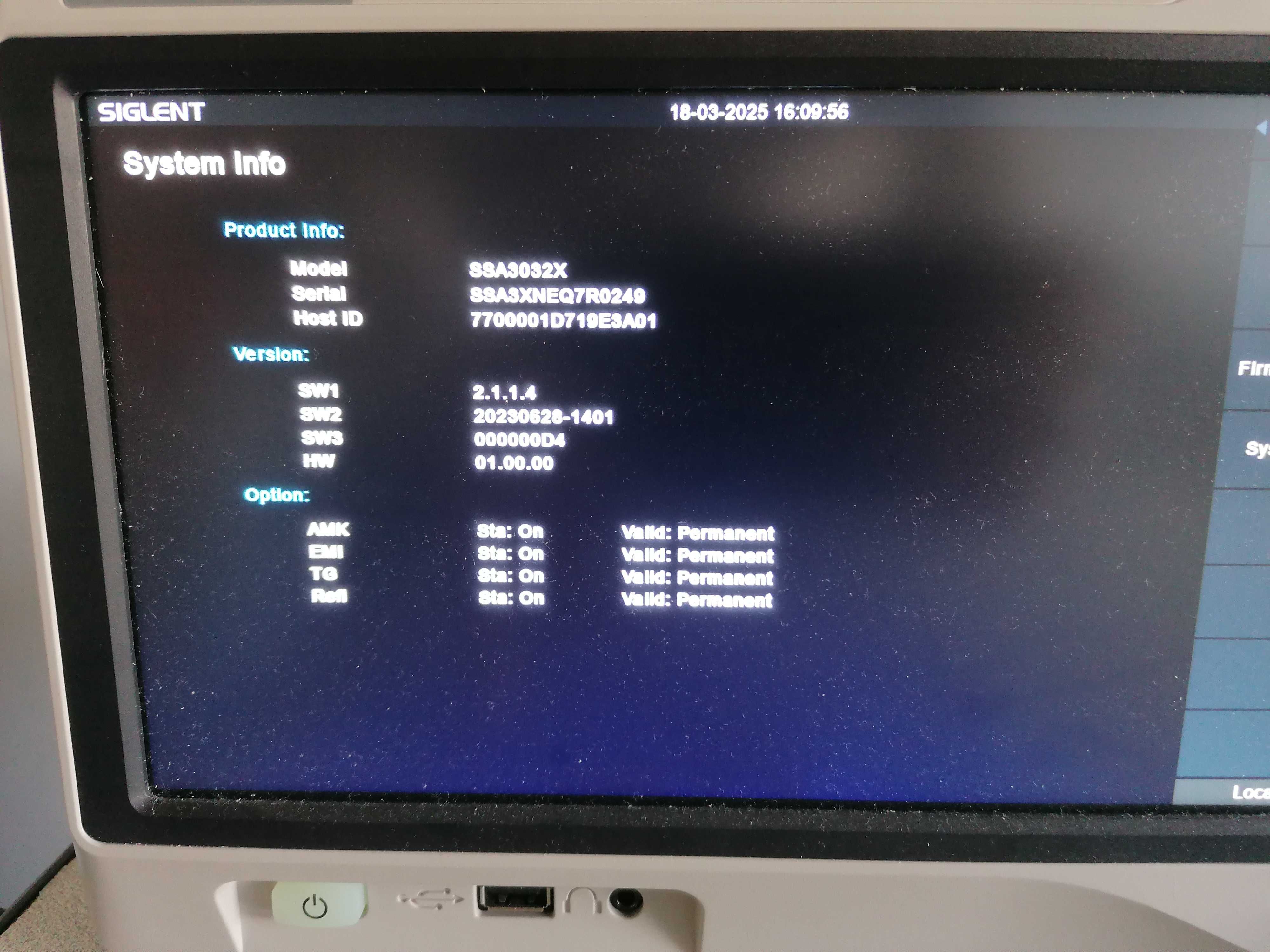 spectrum analyzer 9Khz-3.2Ghz