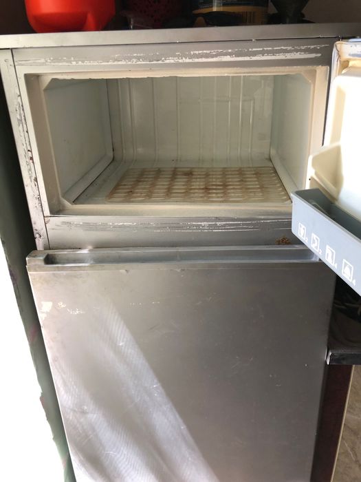 Продам холодильник в рабочем состоянии